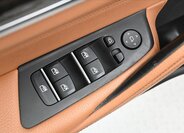 BMW Řada 5 Kombi 3,0 l 195 kw