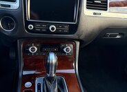 Volkswagen Touareg SUV / Terénní 0,0 193 kw