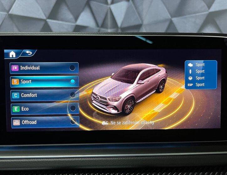 Mercedes-Benz GLE SUV / Terénní 3,0 l 270 kw
