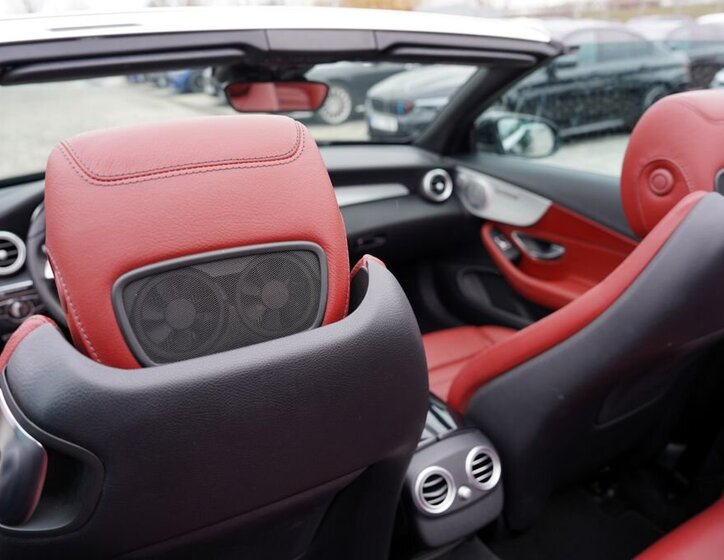 Mercedes-Benz Třídy C 33