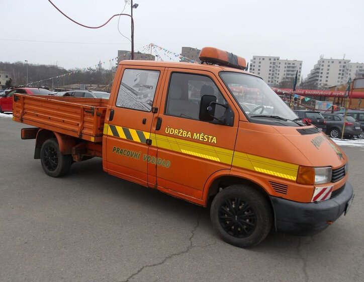 Volkswagen Transporter Ostatní 2,4 l 57 kw