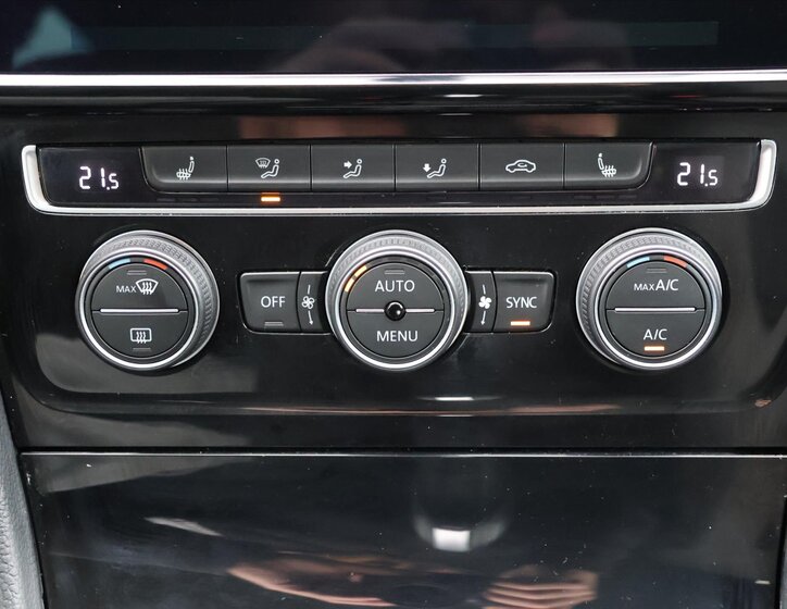 Volkswagen Golf Kombi 1,5 l 110 kw