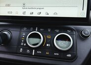 Land Rover Defender SUV / Terénní 3,0 l 183 kw