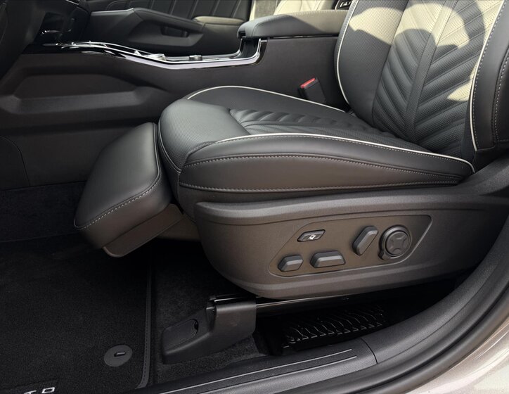 KIA Sorento SUV 2,2 l 142 kw