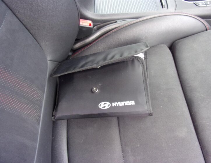 Hyundai i30 Hatchback 1,6 l 100 kw