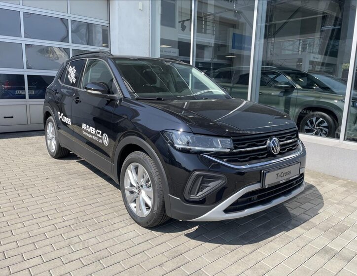 Volkswagen T-Cross 3