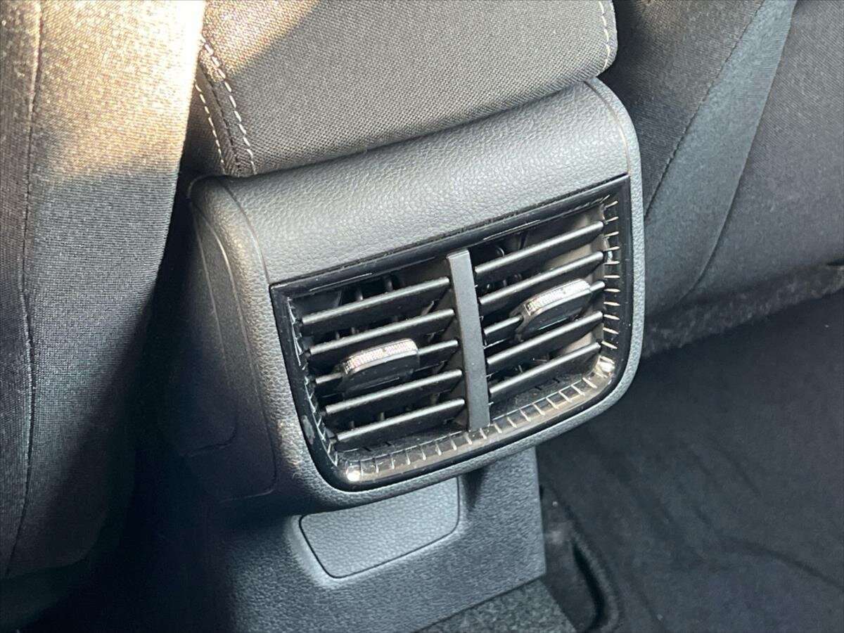 Škoda Fabia Hatchback 999,0 59 kw