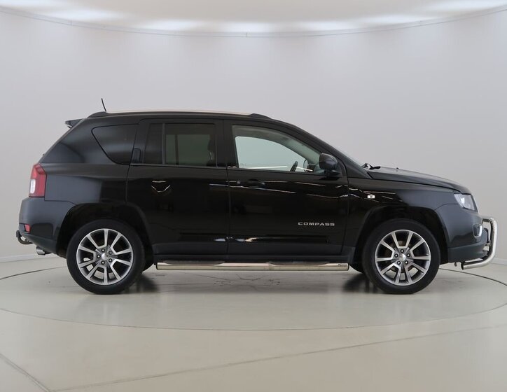 Jeep Compass SUV / Terénní 2,1 l 120 kw