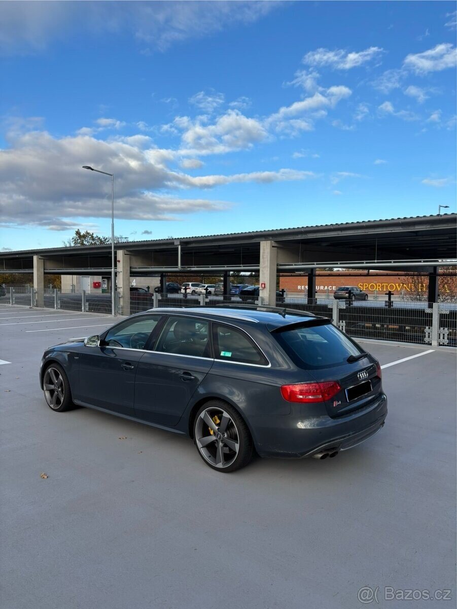 Audi S4 Kombi 0,0 245 kw