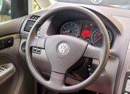 Volkswagen Touran Kombi 1,4 l 103 kw