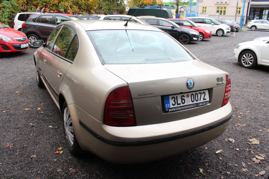 Škoda Superb