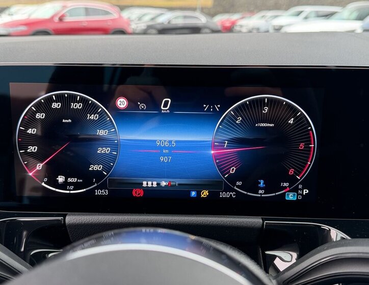 Mercedes-Benz GLA SUV / Terénní 2,0 l 85 kw