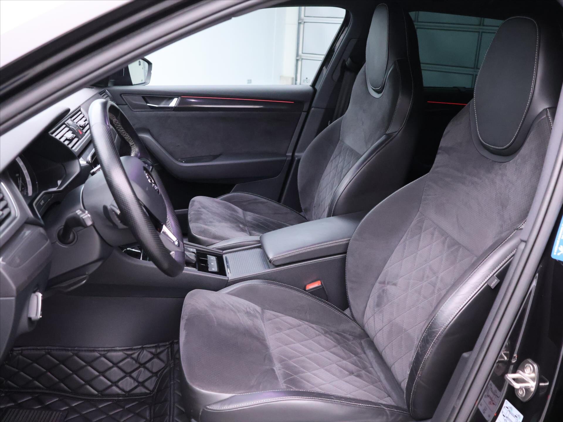 Škoda Superb Kombi 2,0 l 162 kw