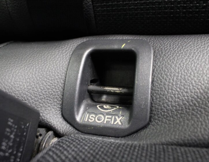 Mercedes-Benz GLA Kombi 1,6 l 90 kw