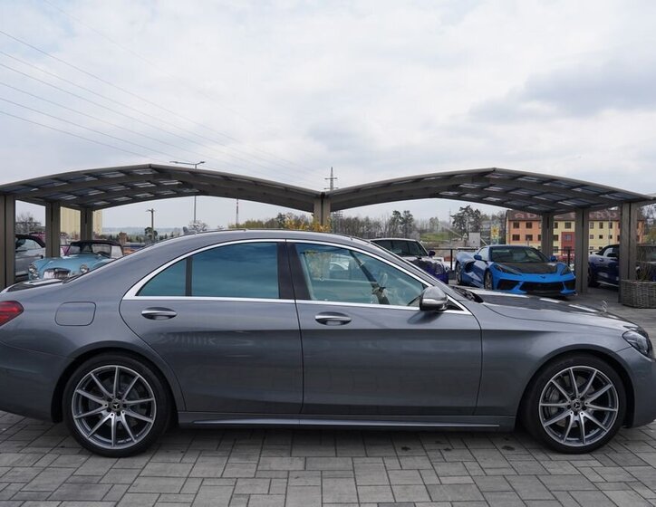 Mercedes-Benz Třídy S Sedan / Limuzína 4,0 l 345 kw