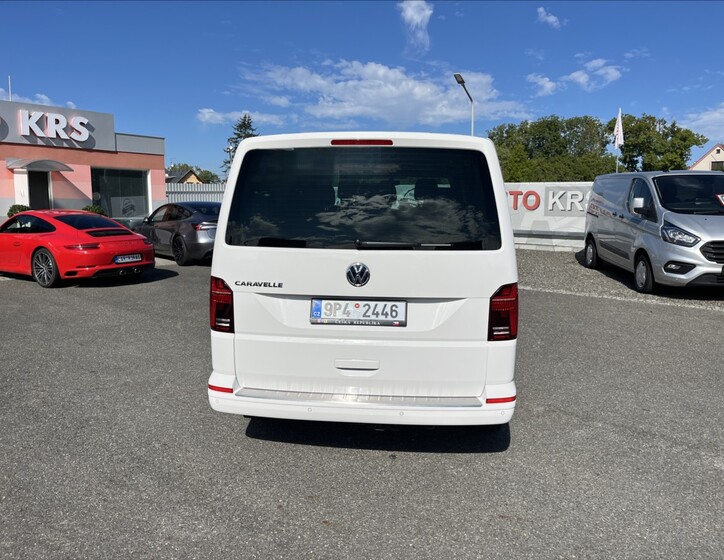 Volkswagen Caravelle 6