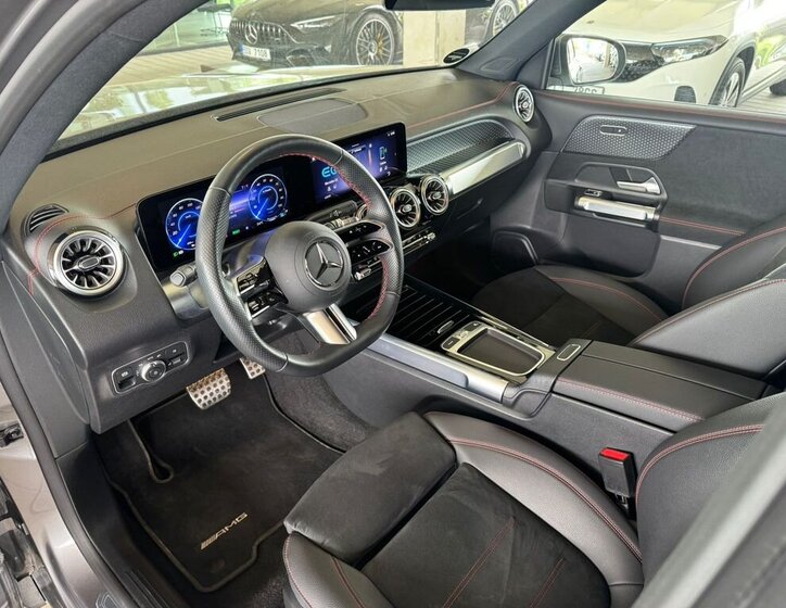 Mercedes-Benz EQB SUV / Terénní 0,0 215 kw
