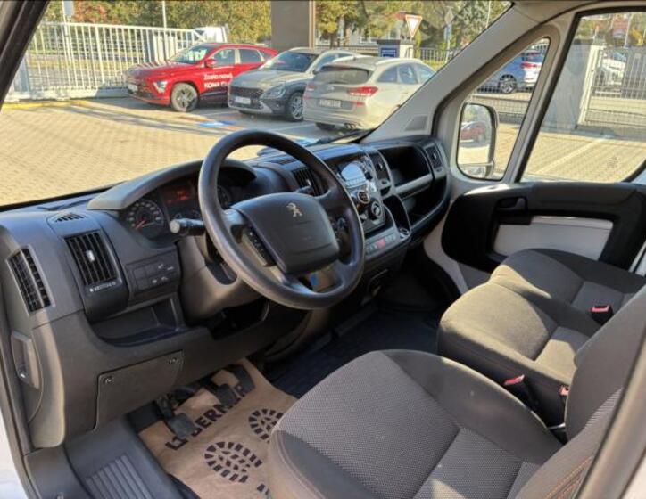 Peugeot Boxer 9