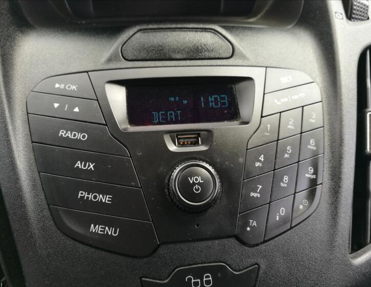 Ford Transit Connect 8