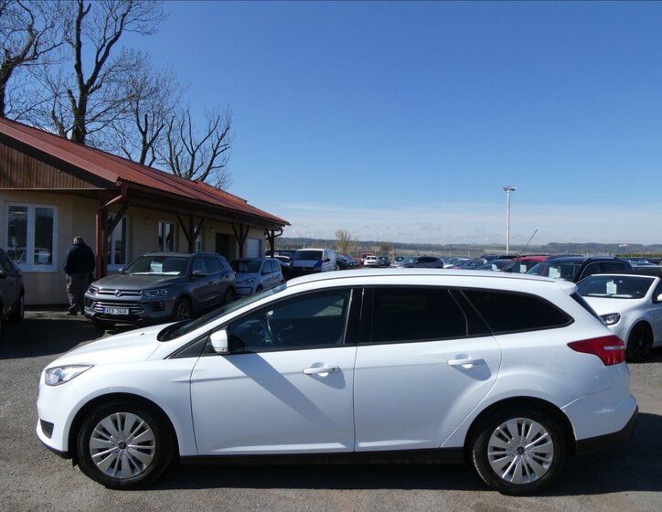 Ford Focus Kombi 1,5 l 70 kw