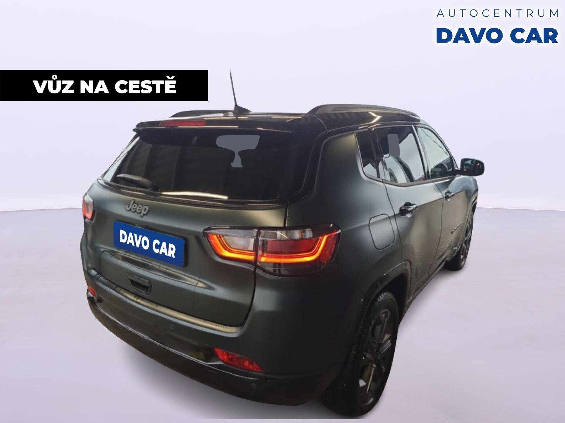 Jeep Compass SUV / Terénní 1,3 l 110 kw