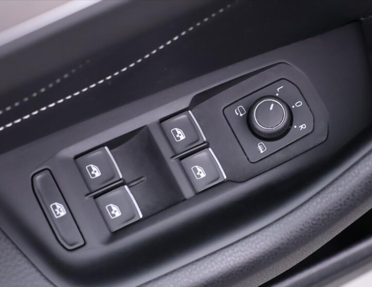 Volkswagen Passat Kombi 2,0 l 110 kw