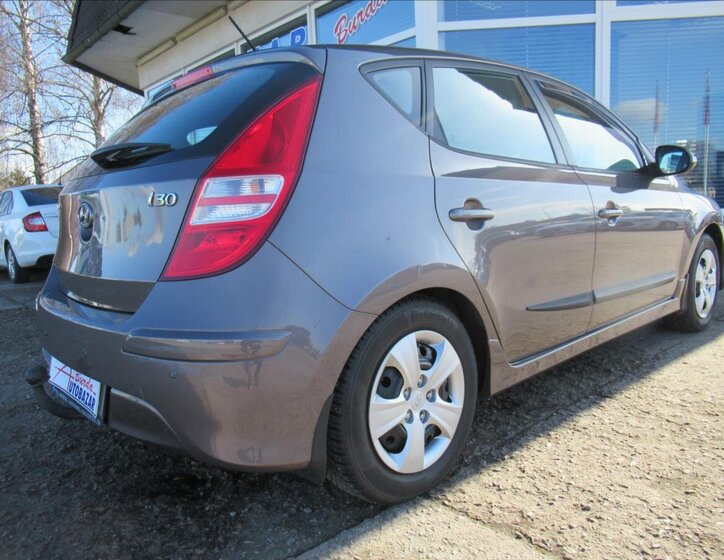 Hyundai i30 Hatchback 1,4 l 80 kw