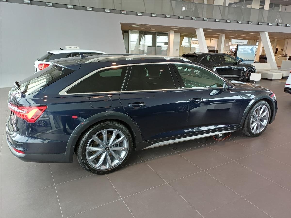 Audi A6 Allroad Kombi 3,0 l 253 kw