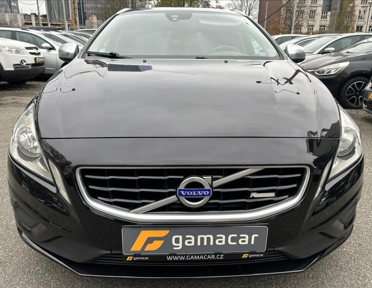 Volvo V60 Kombi 2,4 l 158 kw