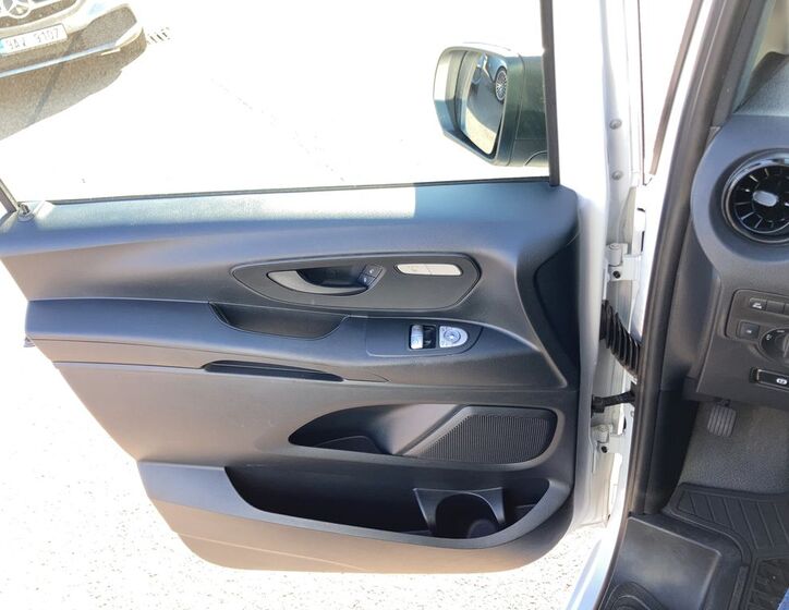 Mercedes-Benz Vito 22