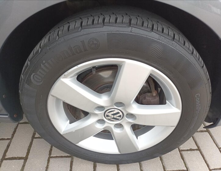 Volkswagen Golf Hatchback 1,2 l 63 kw