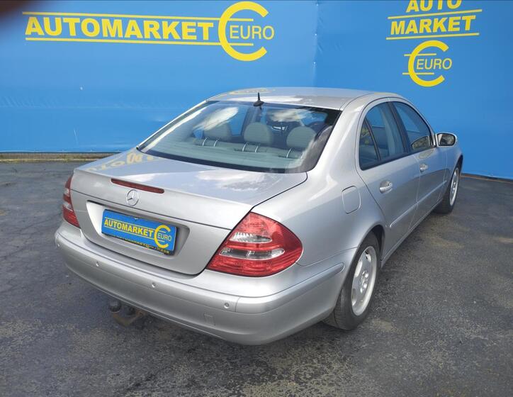 Mercedes-Benz Třídy E 4