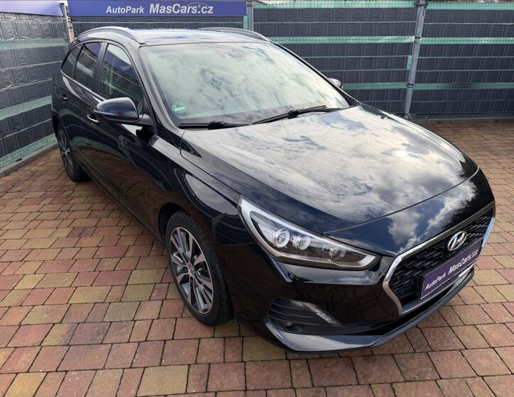 Hyundai i30 Kombi 1,6 l 85 kw