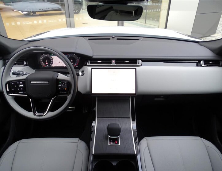 Land Rover Range Rover Velar SUV / Terénní 2,0 l 150 kw