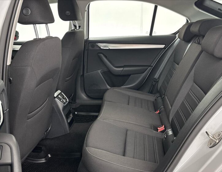 Škoda Octavia Liftback 1,6 l 85 kw