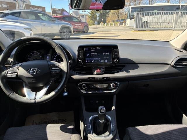 Hyundai i30 Kombi 998,0 88 kw