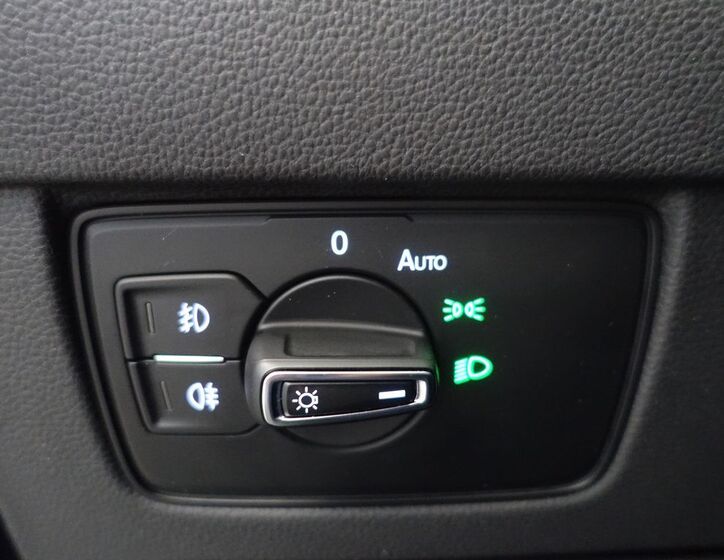 Volkswagen Passat Kombi 2,0 l 110 kw