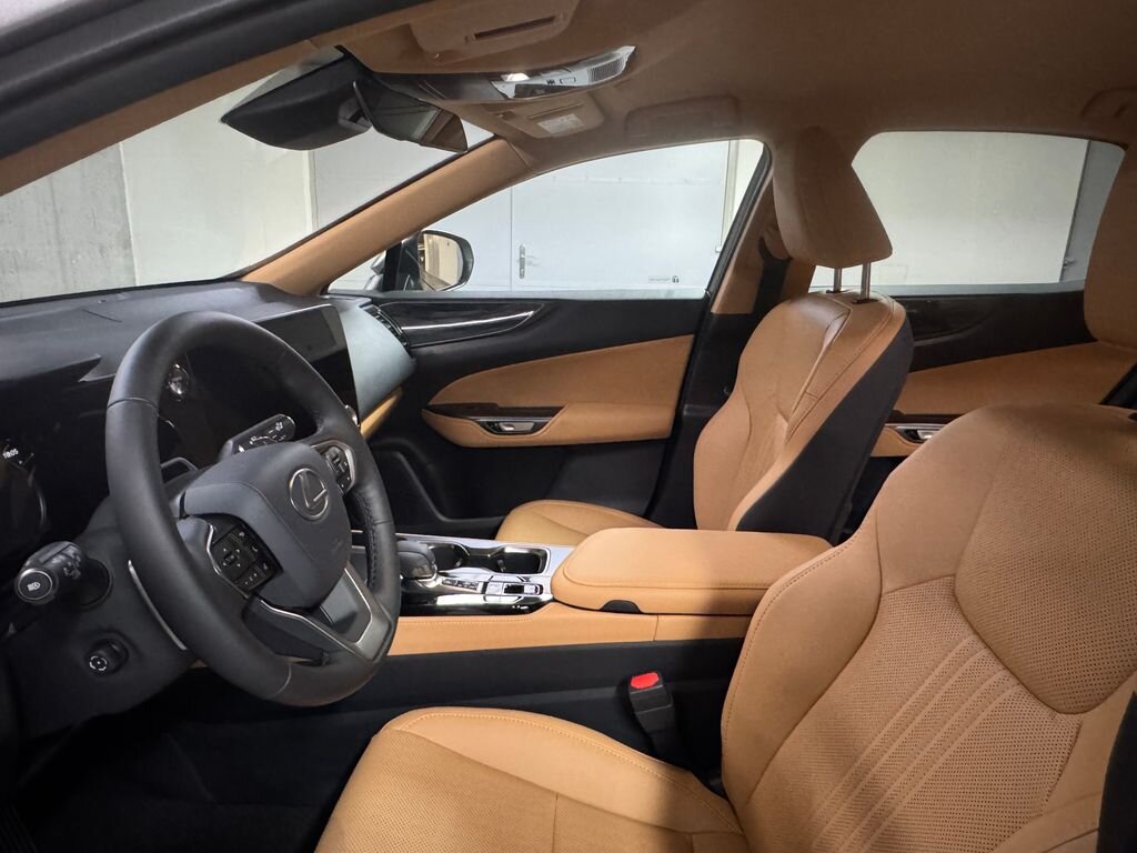 Lexus NX 350h SUV 2,5 l 190 kw