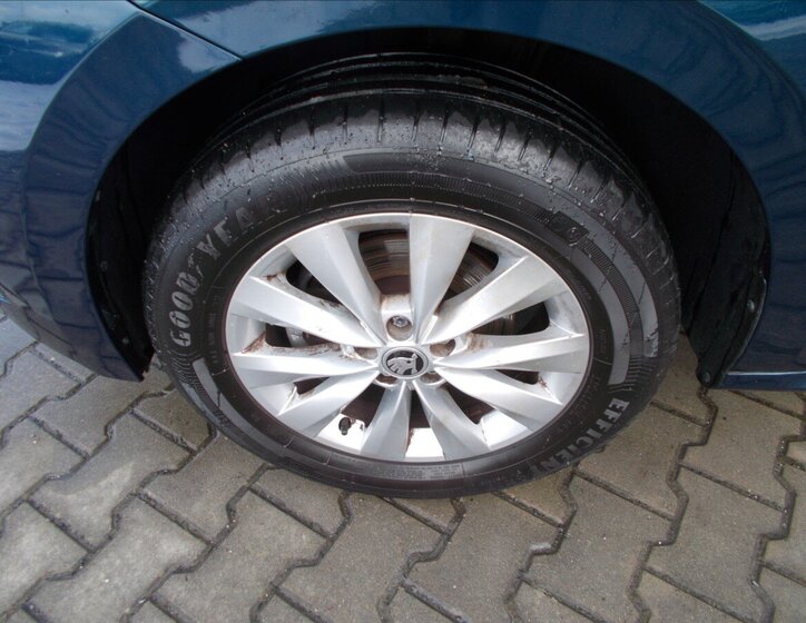 Škoda Kamiq SUV 999,0 85 kw