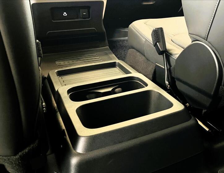 Land Rover Defender 30