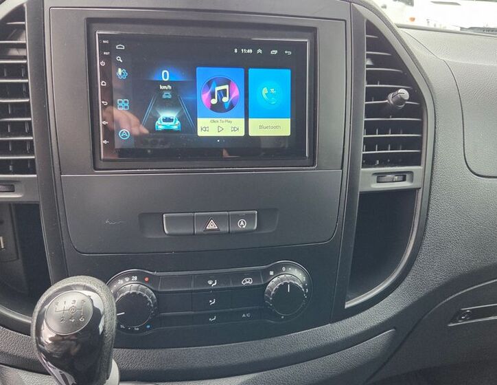 Mercedes-Benz Vito 12