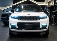 Jeep Grand Cherokee 11