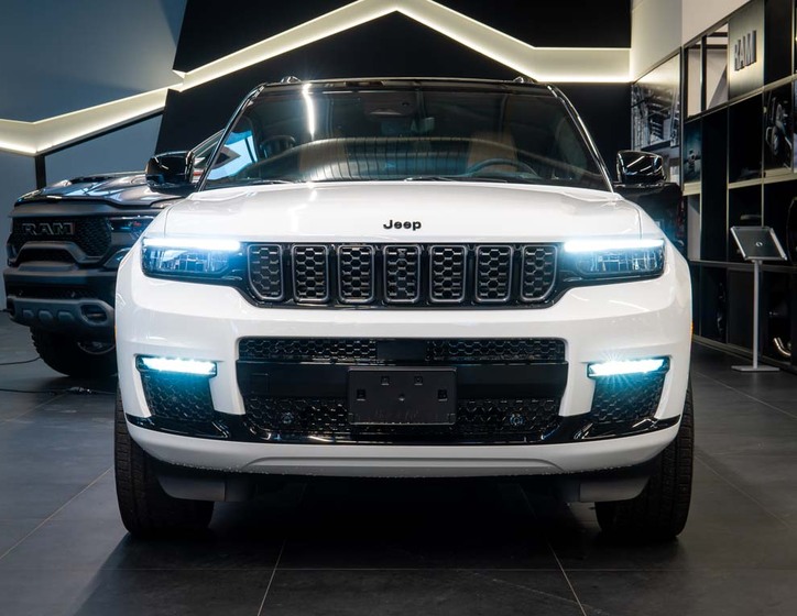 Jeep Grand Cherokee 11