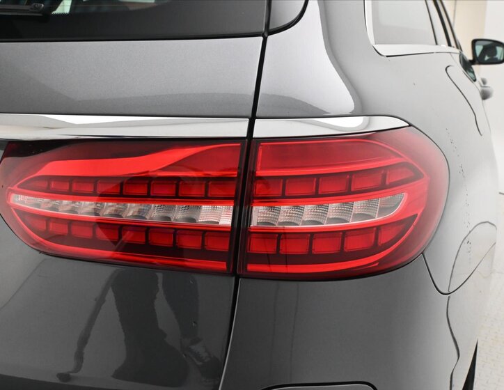 Mercedes-Benz Třídy E 29