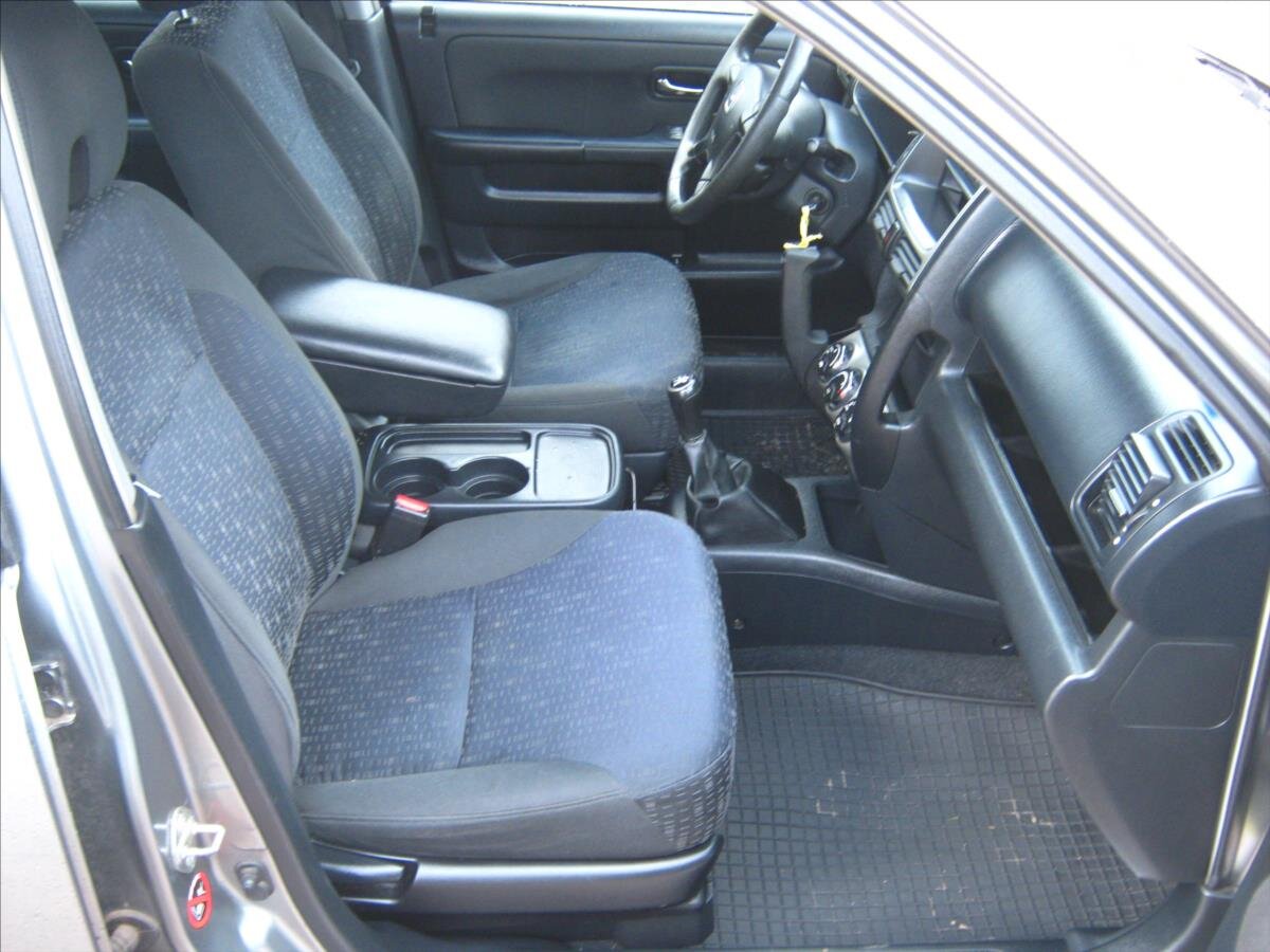 Honda CR-V Skříň 2,0 l 110 kw