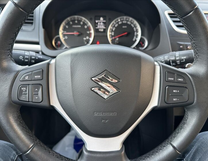 Suzuki Swift Hatchback 1,2 l 69 kw