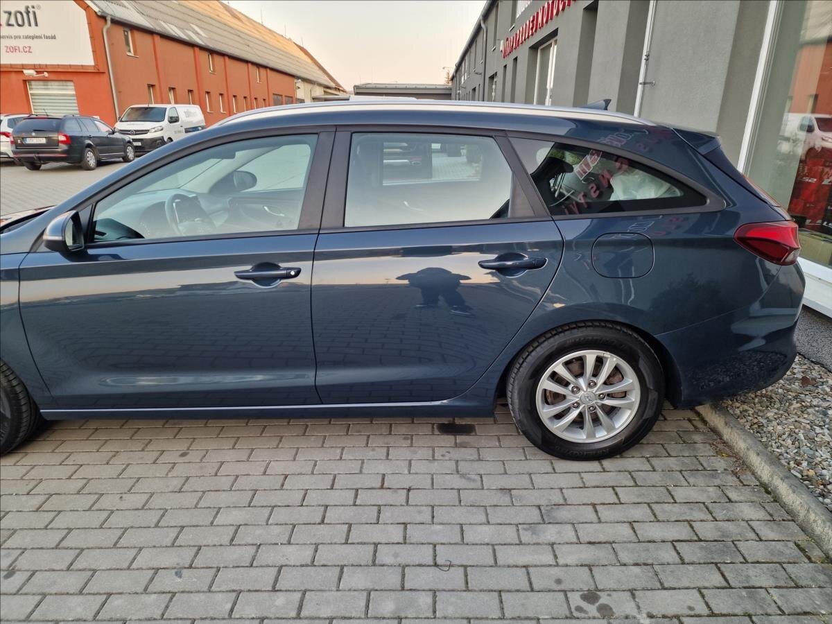 Hyundai i30 Kombi 1,6 l 85 kw