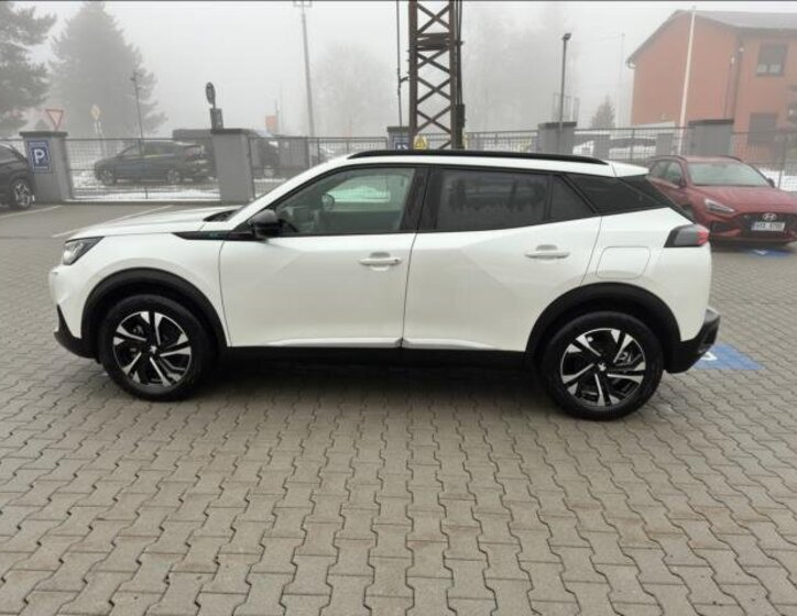 Peugeot 2008 SUV 0,0 100 kw