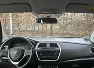 Suzuki S-Cross Hatchback 998,0 82 kw