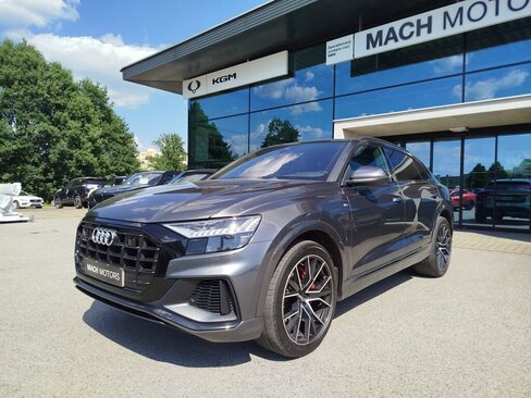 Audi Q8 SUV / Terénní 3,0 l 210 kw